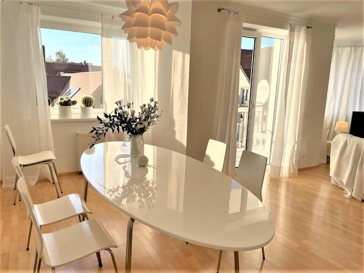 Apartament Przystan W Ustce - 120 M2 - 200 M Od Plazy Mickiewicza 2 Ustka Exterior foto