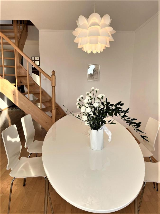 Apartament Przystan W Ustce - 120 M2 - 200 M Od Plazy Mickiewicza 2 Ustka Exterior foto
